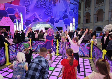 Ёлка в Гостином дворе 2025/2026